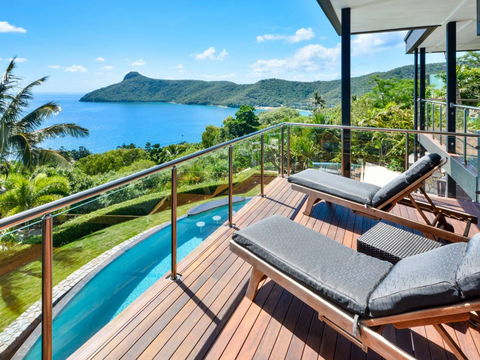 Whitsunday Holidays - eAccommodation 0