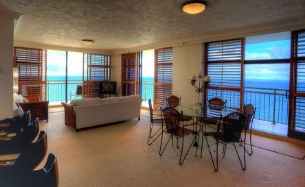 Aquarius Luxury Apartments - eAccommodation 3