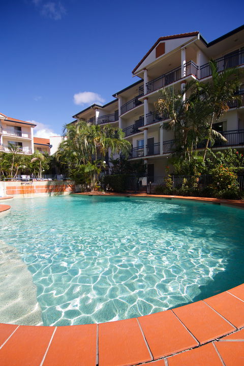 Blue Water Bay Luxury Villas - eAccommodation 4