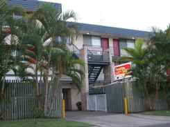 Candlelight Holiday Apartments - eAccommodation 0