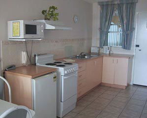 Durham Court Holiday Apartments - eAccommodation 3
