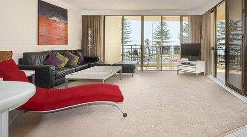 Bayview Apartments Rainbow Bay - eAccommodation 2