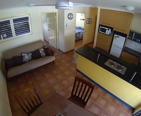 Driftwood Motel & Holiday Units - eAccommodation 0