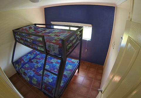 Driftwood Motel & Holiday Units - eAccommodation 3