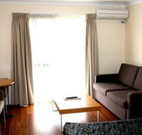 Centenary Motor Inn - eAccommodation