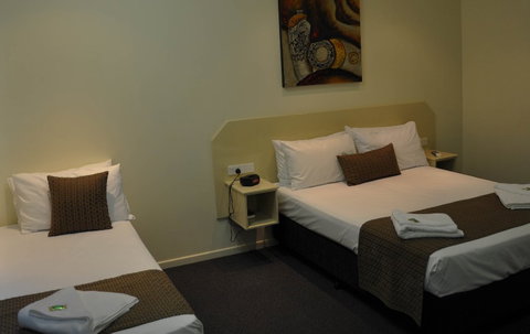 Bluewater Harbour Motel Bowen - eAccommodation 0