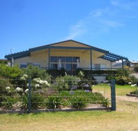 Emu Bay Lodge - eAccommodation