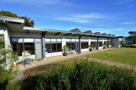 Coastal Breeze Units 1 To 5 - eAccommodation 0