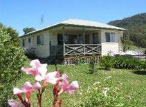 Big Bell Farm - eAccommodation 0