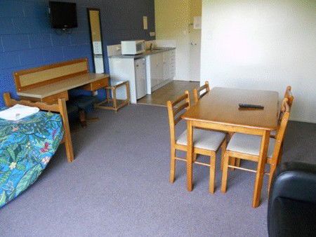 Cape Hillsborough Nature Resort - eAccommodation 3