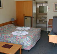 Tropical Gateway Motor Inn - eAccommodation