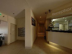 Burleigh Beach Tower - eAccommodation 3