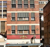 City Edge Brisbane Formerly Explorers Inn - eAccommodation
