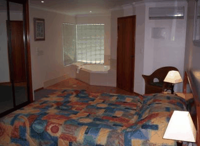 Carseldine Court Motel - eAccommodation 5