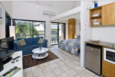 Julians Apartments - eAccommodation 0