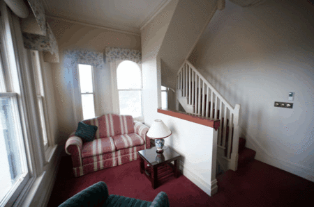 The Yarra Glen Grand Hotel - eAccommodation 3