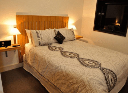 The Yarra Glen Grand Hotel - eAccommodation 4