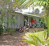 One Mile Beach Holiday Park - eAccommodation