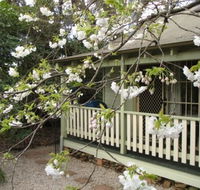 Harrow Cottages - eAccommodation
