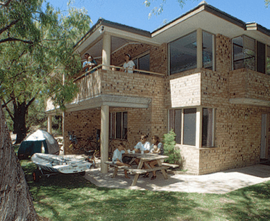 Siesta Park Holiday Resort - eAccommodation 0