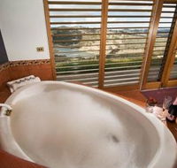 Eagle View Escape - eAccommodation