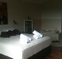A Paradise Palms Resort - eAccommodation