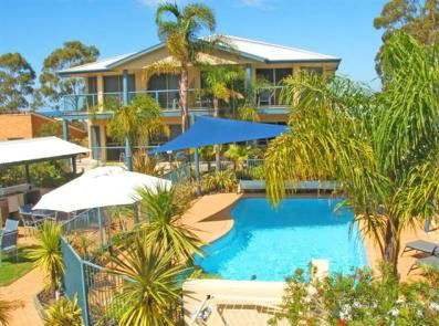 Sorrento Luxury Apartments - eAccommodation 3
