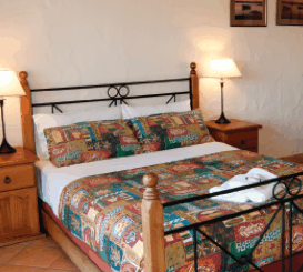 Canal Rocks Beachfront Apartments - eAccommodation 1