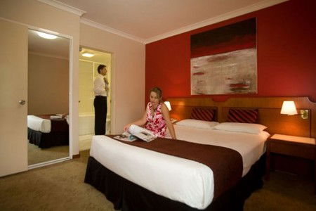 Broadwater Resort Apartments - eAccommodation 1