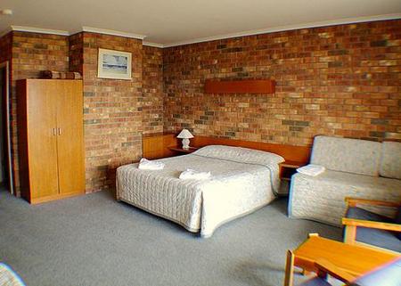 Comfort Inn Wisteria Lodge - eAccommodation 1