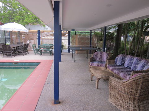 Cosmopolitan Motel And Serviced Apartments - eAccommodation 0