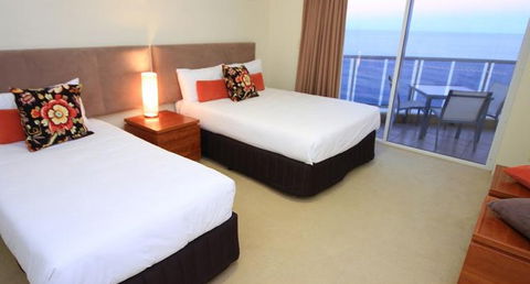 Xanadu Main Beach - eAccommodation 4