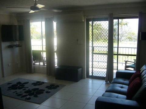 L'Amor Holiday Apartments - eAccommodation 4