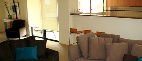 Vardon Point Resort Apartments - eAccommodation 1