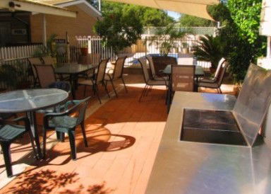 White Gum Motel - eAccommodation 1