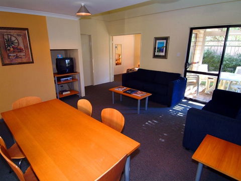 Amalfi Resort - eAccommodation 2
