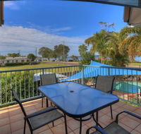Dolphin Waters Holiday Apartments - eAccommodation