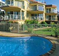 A Baywatch Apartments - eAccommodation
