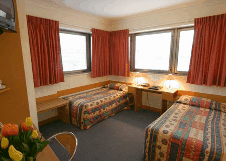 Hotel George Williams - eAccommodation 1