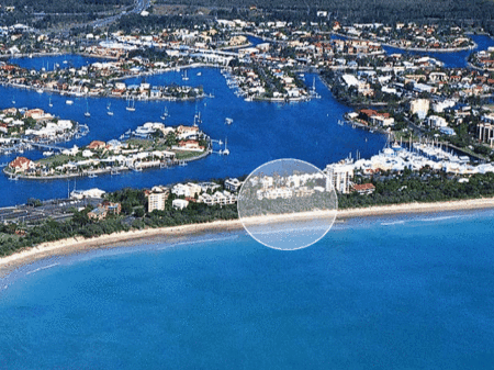 Beachcomber On The Spit - eAccommodation