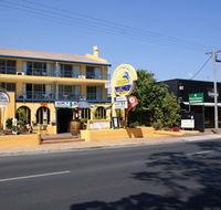 Delfinos Bay Resort - eAccommodation