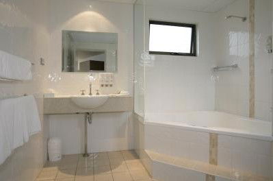 Quality Inn City Centre Coffs Harbour - eAccommodation 4