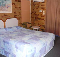 Bribie Island Waterways Motel - eAccommodation