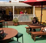 Jack Duggans Irish Pub - eAccommodation