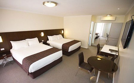Country Comfort Premier Motel - eAccommodation 2