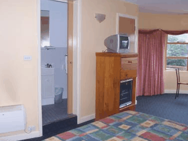 Beltana Hotel - eAccommodation 1