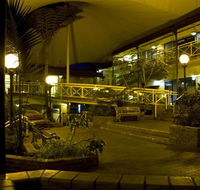 Mayfair Plaza Motel - eAccommodation