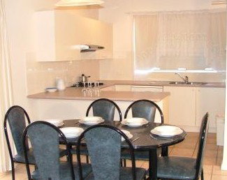 Manly Seaside Holiday Apartments - eAccommodation 2