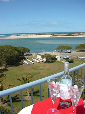 Sails Resort On Golden Beach - eAccommodation 1