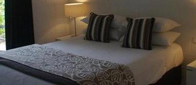 Colonial Palms Hotel (Best Western) - eAccommodation 2